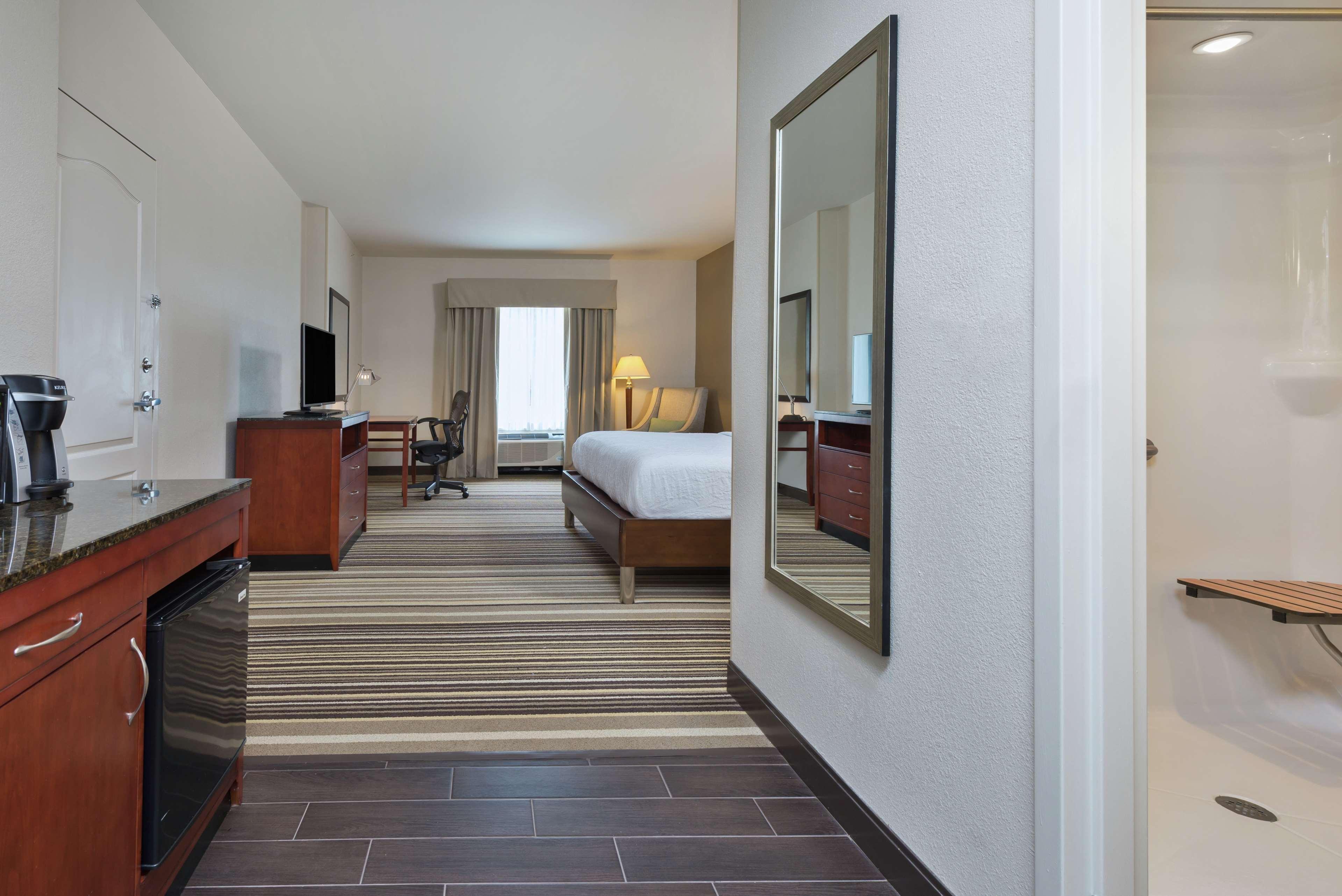 Hilton Garden Inn Philadelphia-Форт-Вашингтон Экстерьер фото