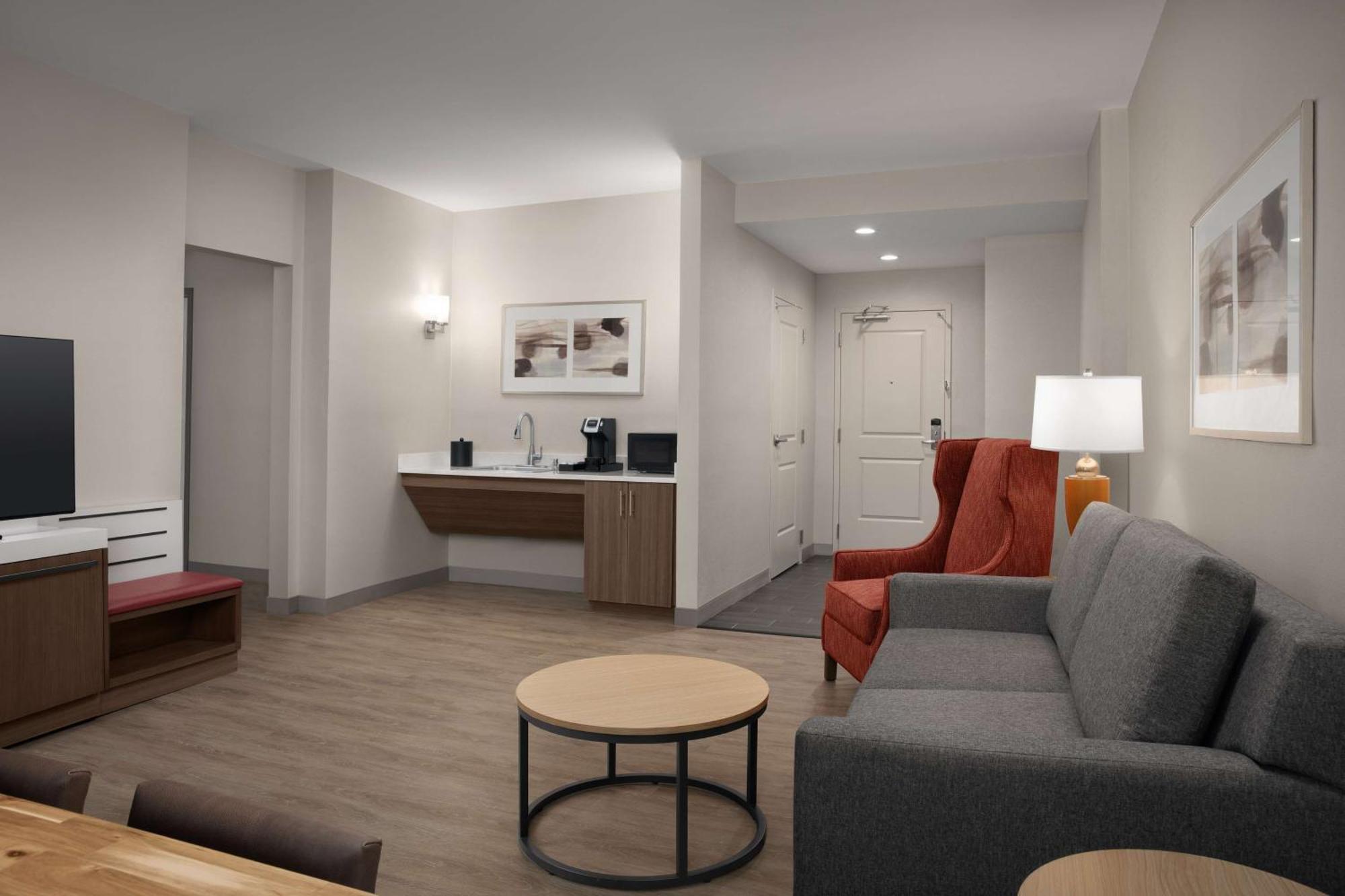 Hilton Garden Inn Philadelphia-Форт-Вашингтон Экстерьер фото